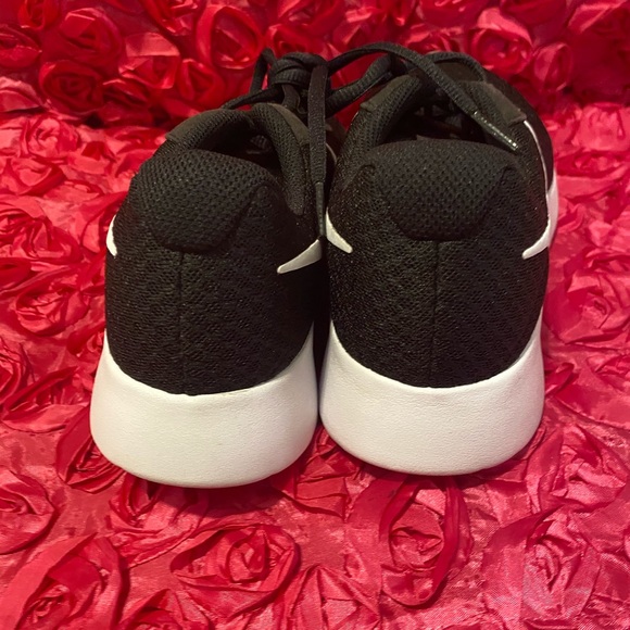 Nike Tanjun Women's - Picture 6 of 9